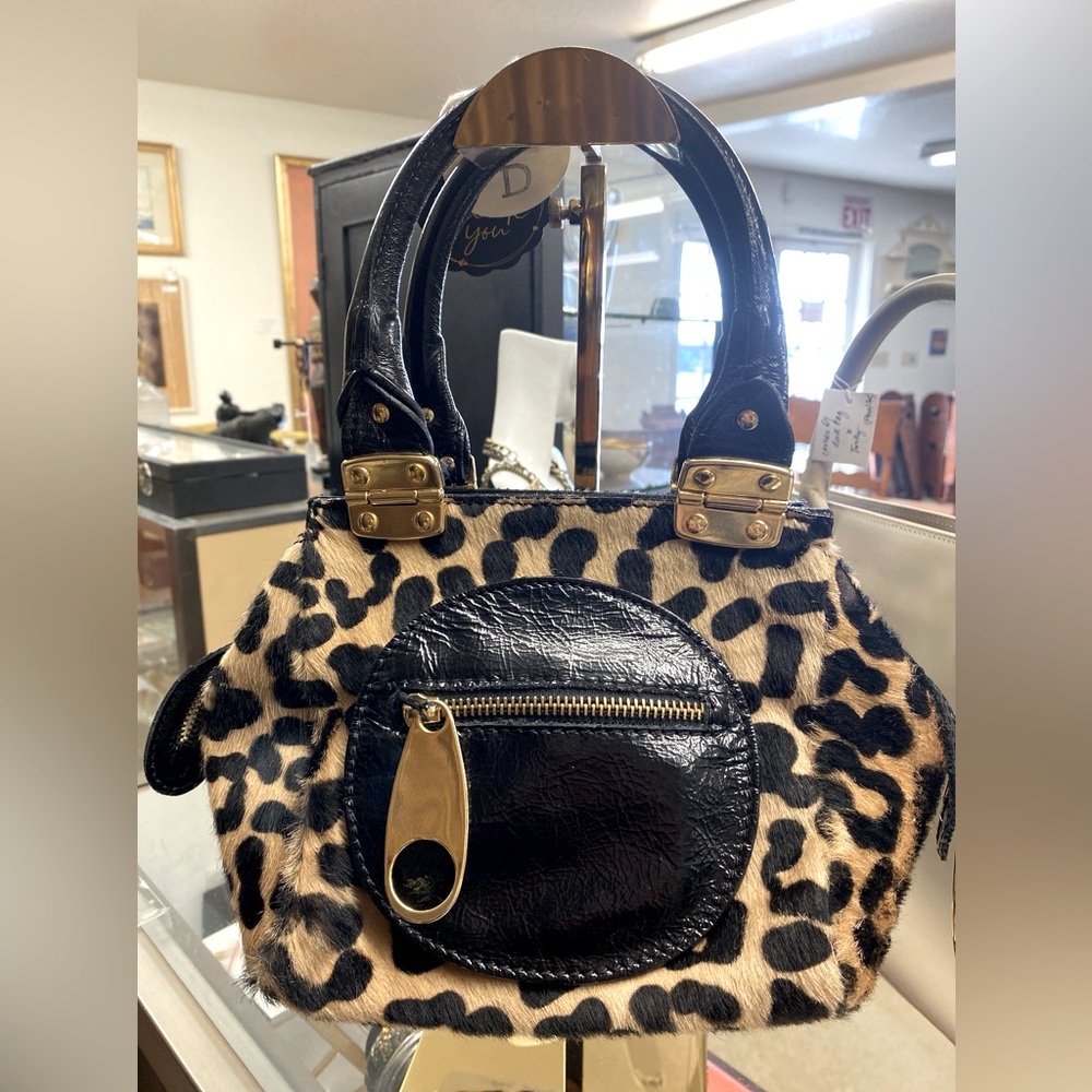 MADE IN ITALY, pre-loved REGINA handbag